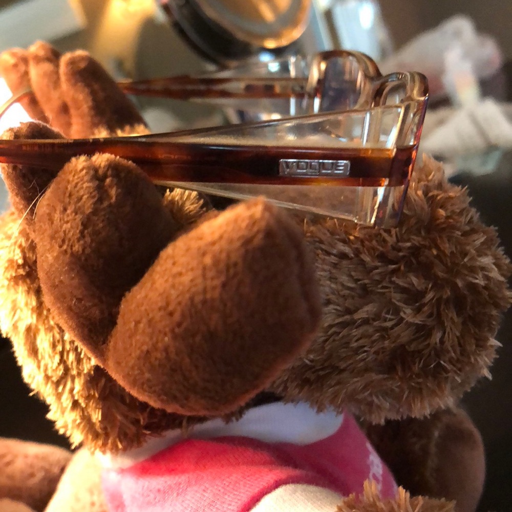Glasses - Picture 2 of 4